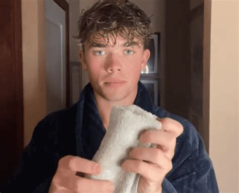 The Towel Method for Jawline and Neck Strength.